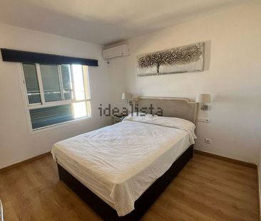 Alquiler de chalet adosado en Calle Álamo del Higuerón, 4 b - Photo 2