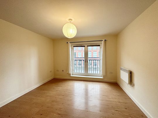 Kayley House, New Hall Lane - Photo 1