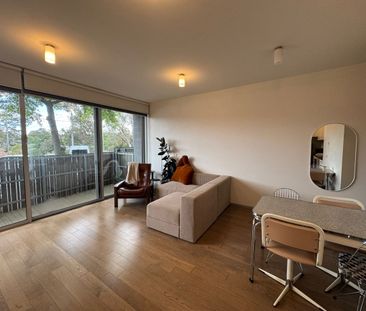 Modern Apartment in the Heart of Blackburn! - Photo 2