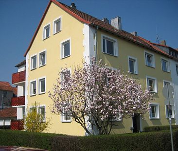 Grün und citynah - sonnige Wohnung mit Balkon - Foto 1