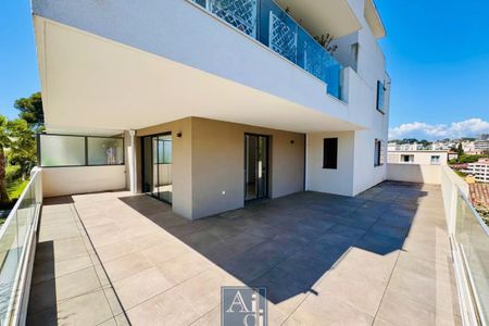 LE CANNET - Magnifique 3 pièces avec 65m² de terrasse - Photo 4