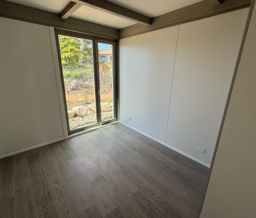 Modern 3-Bedroom Home with Breathtaking Lake Views in East Jindabyne - Photo 6