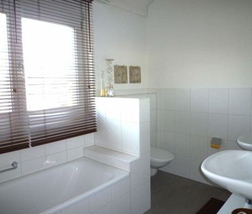 Helle 5.5 Zimmer- Maisonette Wohnung an zentraler Lage - Foto 1