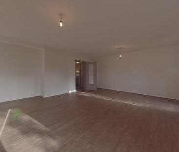 Location Appartement 3 pièces 83m² WOLFISHEIM 67202 - Photo 2