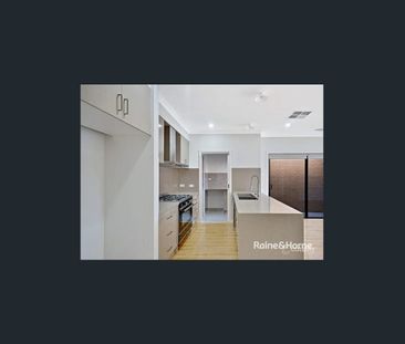 Modern Family Living in a Prime Location - Photo 6