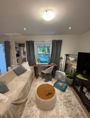 For Lease - 761 Kingston Road, Toronto, Ontario - Photo 1