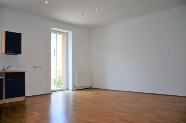 3 ZIMMERWOHNUNG MIT BALKON DROUOTSTRASSE/BULGARIEPLATZ - Photo 1
