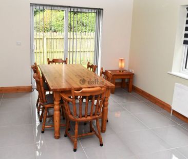 House to rent in Cork - Photo 3