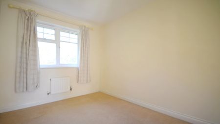 4 bedroom house to rent - Photo 2