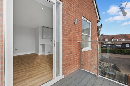 1 Bedroom Apartment - First Floor - Photo 5