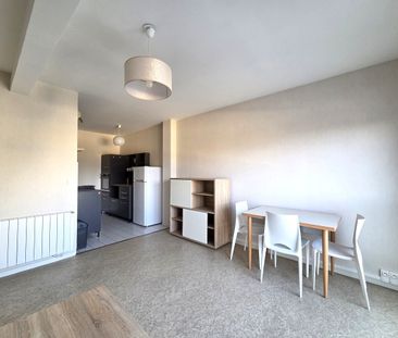Location Appartement 2 pièces 47m² TROYES 10000 - Photo 2