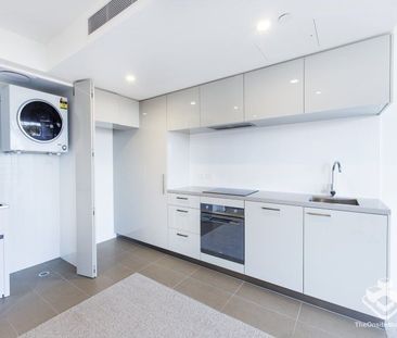 The Milton- One Bedroom Apartment-NO CARPARK - Photo 2