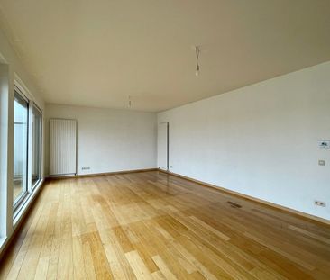 Te huur: appartement met 2 slaapkamers nabij het centrum van Halle. - Foto 6