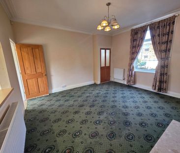 Leeds Road, Dewsbury, West Yorkshire, WF12 - Photo 2