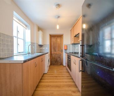 2 bedroom terraced house to rent - Photo 6
