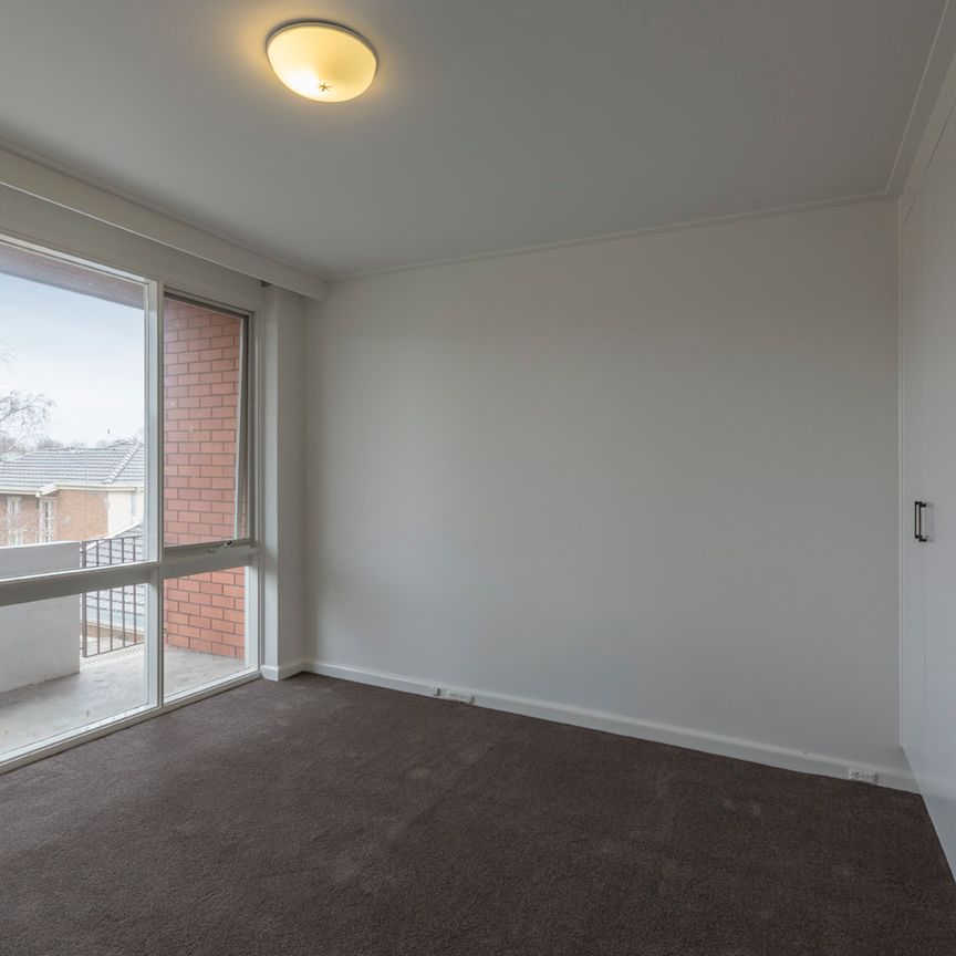 4/306 Glen Eira Road, Elsternwick VIC 3185 - Apartment For Rent | Domain - Photo 1