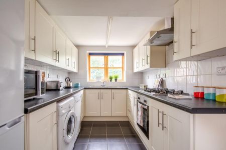 1 bedroom house of multiple occupation to rent - Photo 4