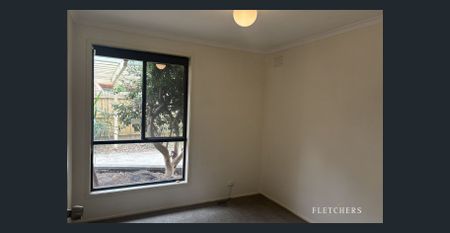 Ideal Family Living in Convenient Rowville Location - Photo 4