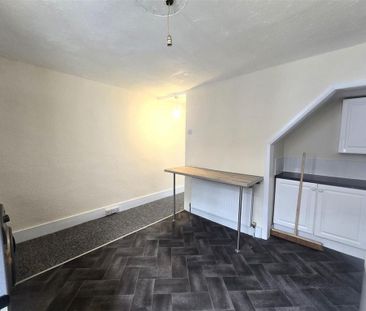2 bedroom house to rent - Photo 2