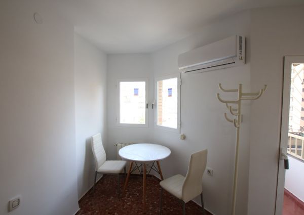 Studio - Granada (Constitucion)