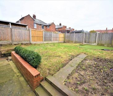 3 bedroom end of terrace house to rent - Photo 6