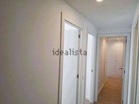 Alquiler de piso en Calle de Adolfo Marsillach - Photo 4