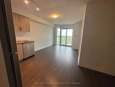 20 Meadowglen Place #1703 - Photo 4