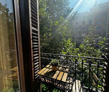 Calle de Trafalgar, Madrid, Community of Madrid 28010 - Photo 4