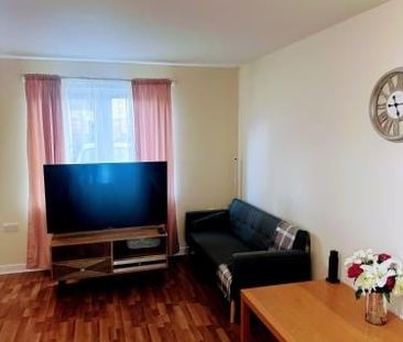 4 Bed Terraced House, Castlebrae Place, EH16 - Photo 1