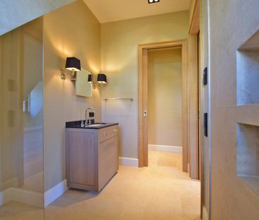 High-End Einfamilien-Stadthaus mit 3 Schlafzimmern, 2 Bädern und Sa... - Photo 5