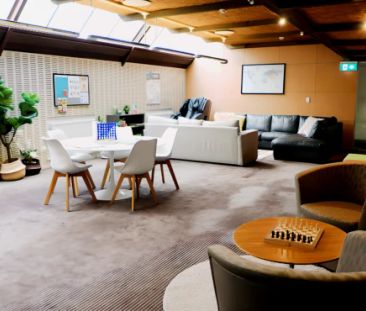 Single Room - Chisholm College - Photo 1