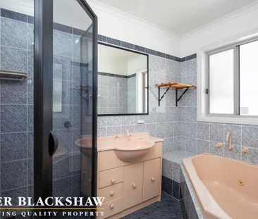 Three-bedroom family home... - Photo 5