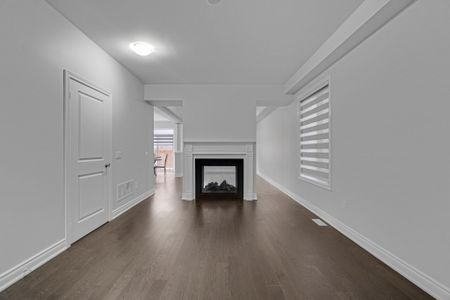 For Lease - 15 Benhurst Crescent, Brampton, Ontario - Photo 2