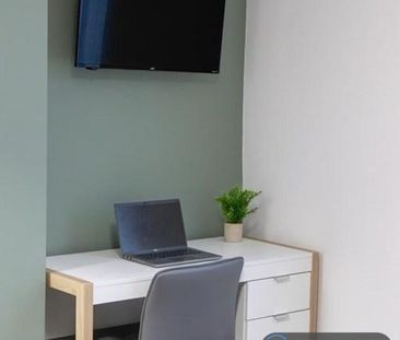 1 bedroom in a house share to rent - Photo 4