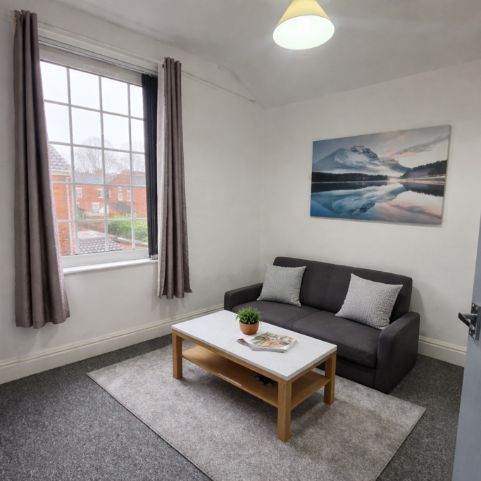 1 bedroom in a house share to rent - Photo 1