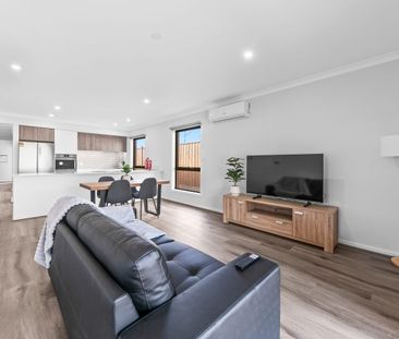 19 Alrose Grove, Deanside, Vic 3336 - Photo 5