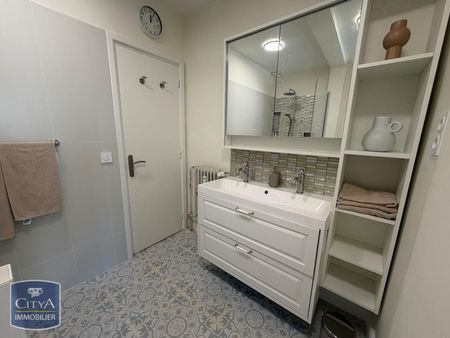 Location Appartement 2 pièces 55m² NICE 06000 - Photo 5