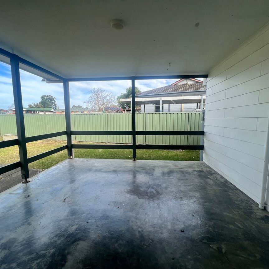 3 Bedroom Home with Large Backyard - Photo 1