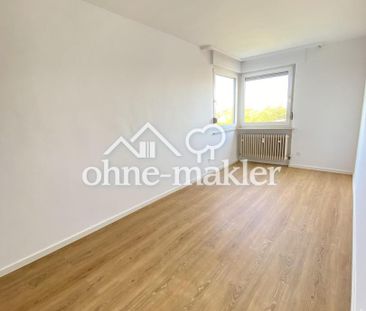 Helle renovierte 3,5 Zimmer Wohnung 2 Balkone und Stellplatz - Foto 3