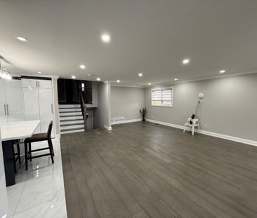 For Lease - 3941 Longo Circle Unit# 1, Mississauga, Ontario - Photo 1