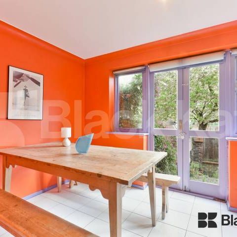 Triplex house + office,garden, two balconies & stunning views of Greenland Dock - Photo 1