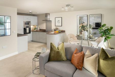 2 bedroom retirement property to rent - Photo 2