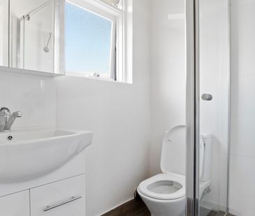 11/31 Rosstown Road, Carnegie VIC 3163 - Apartment For Rent | Domain - Photo 5