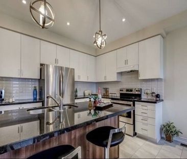 For Lease - 67 Duggan Street, Aurora, Ontario - Photo 6