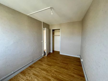 Location Appartement 3 pièces 59m² GUILHERAND GRANGES 07500 - Photo 3