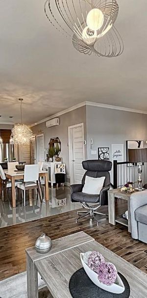 Condo 4 ½ lumineux avec vue sur la ville 2 stationnements - 1580$ /mois - Disponible le 1er juillet - Photo 1