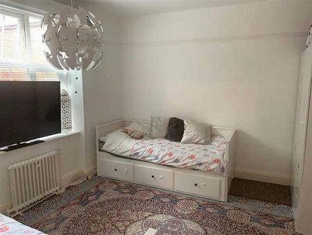 Vernon Court, Hendon Way, Childs Hill, NW2 - Photo 4