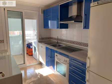 Atico en alquiler en Malaga - Photo 2