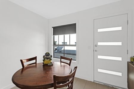 11/25 Ramsgate Ave, Christies Beach SA 5165 - Townhouse For Rent | Domain - Photo 2