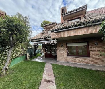 Luxury House for rent in Madrid, Autonomous Region of Madrid - Photo 5